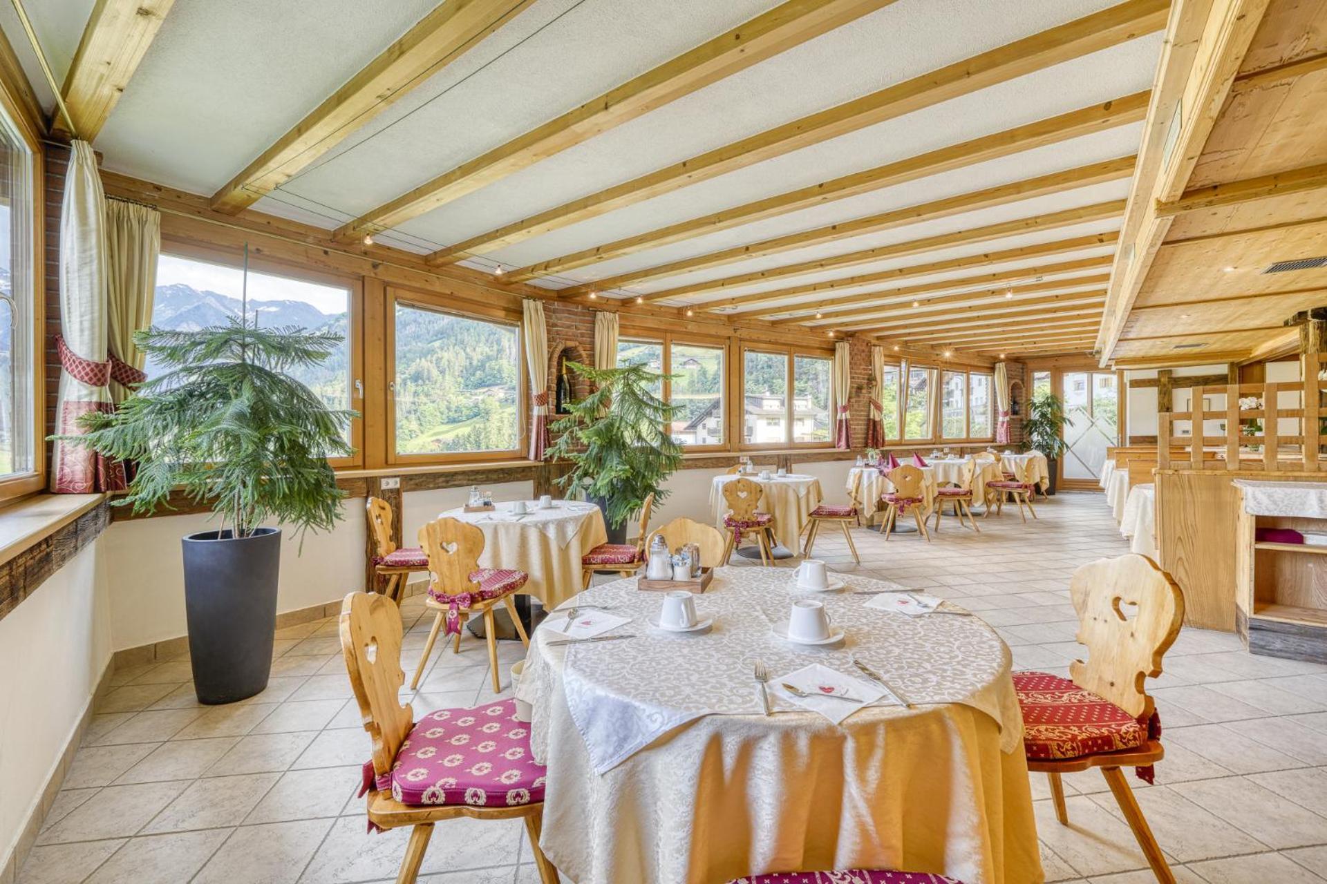 Das Bergland - Vital & Activity San Leonardo in Passiria Exterior photo